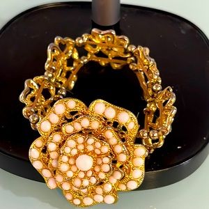 Gorgeous Bracelet Gold in color